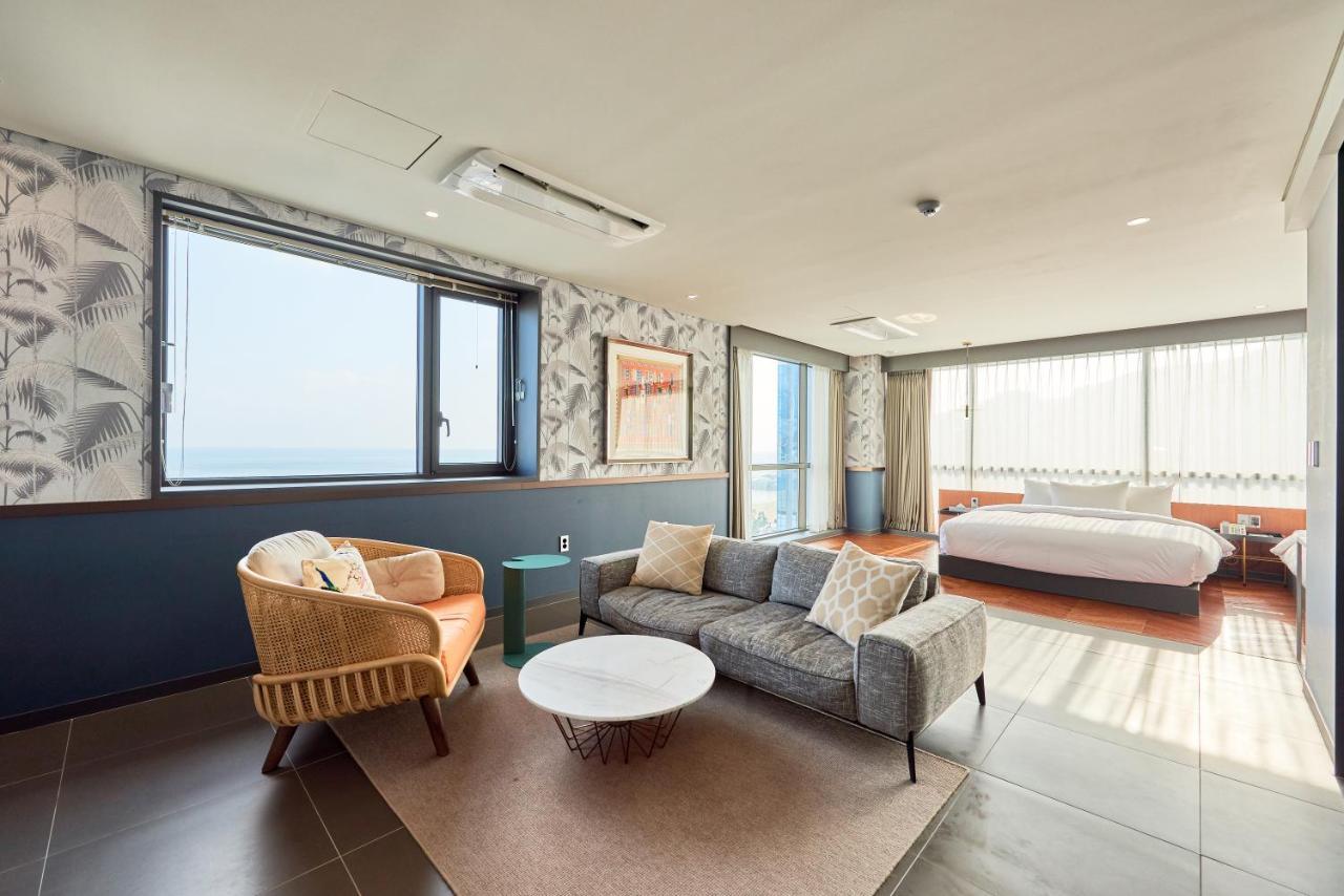 Brown Dot Hotel Songjung Μπουσάν Εξωτερικό φωτογραφία